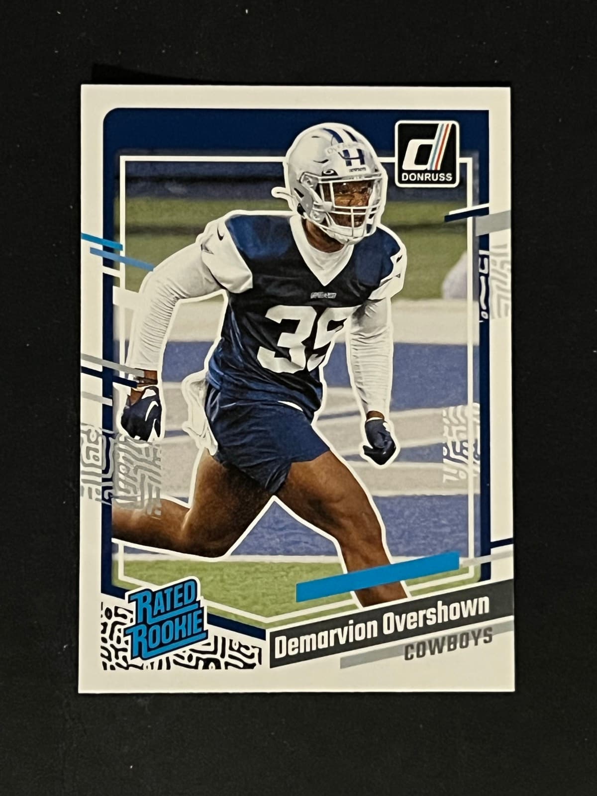Demarvion Overshown
