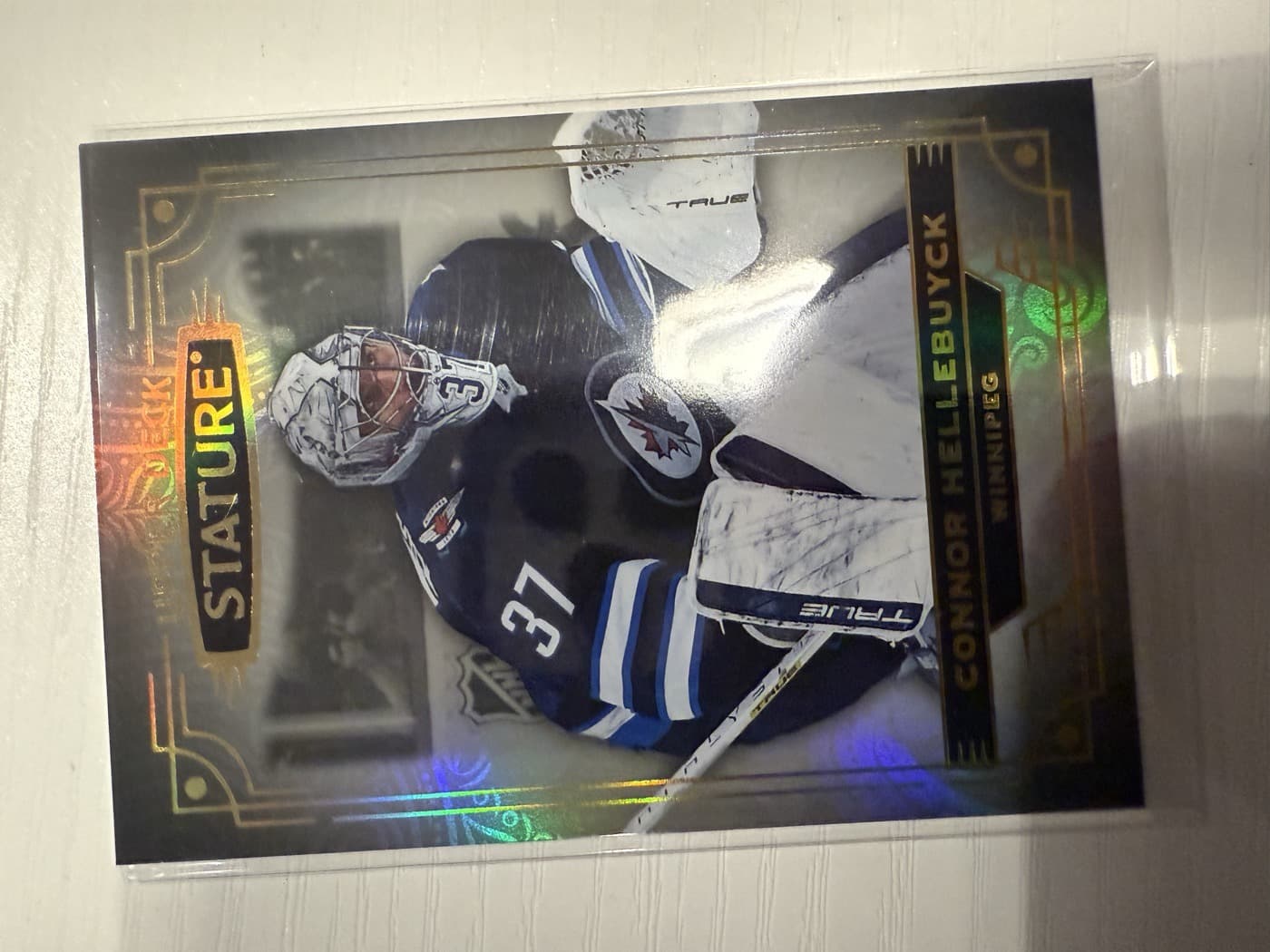Connor Hellebuyck
