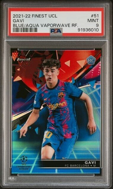 2021-2022 TOPPS FINEST UEFA GAVI 51 BLUE/AQUA VAPORWAVE RF. PSA 9 /99